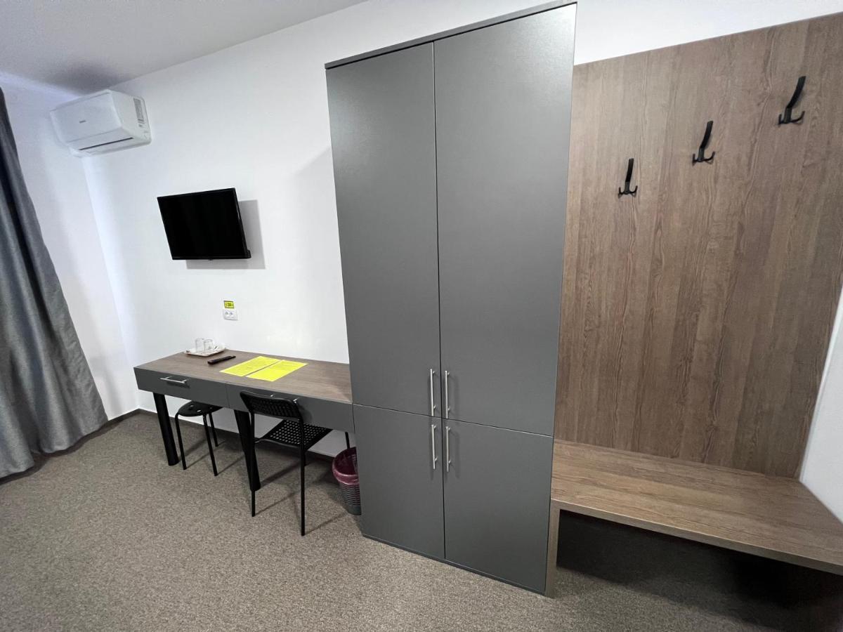 Stef Rooms Tirgu Frumos Экстерьер фото
