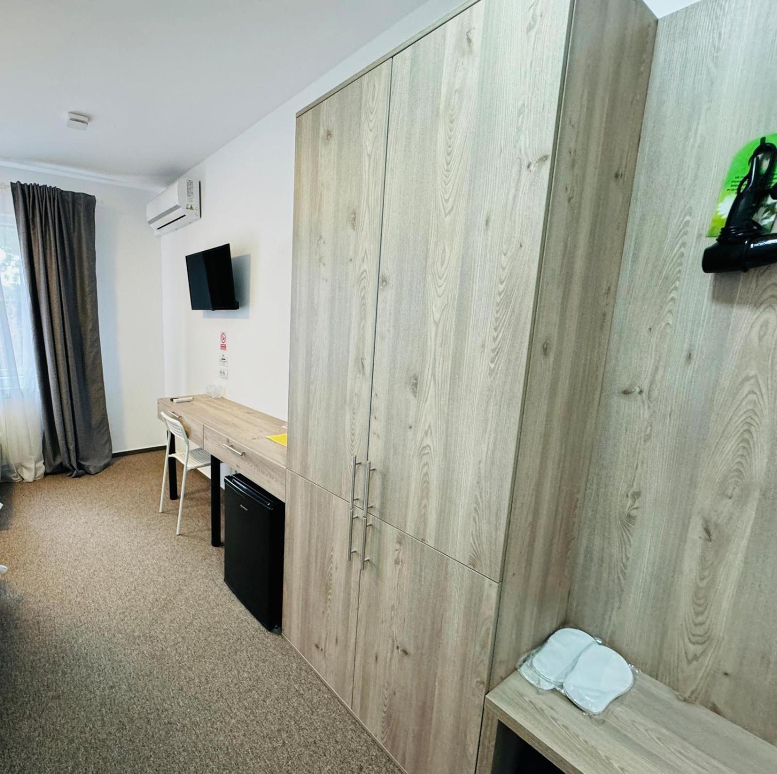 Stef Rooms Tirgu Frumos Экстерьер фото
